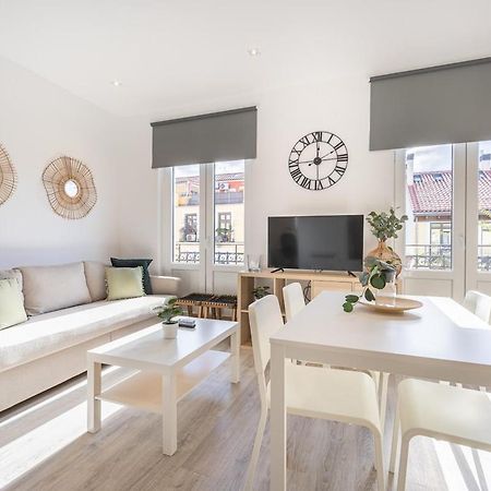 Apartamento Con Vistas En Lavapies Lägenhet Madrid Exteriör bild