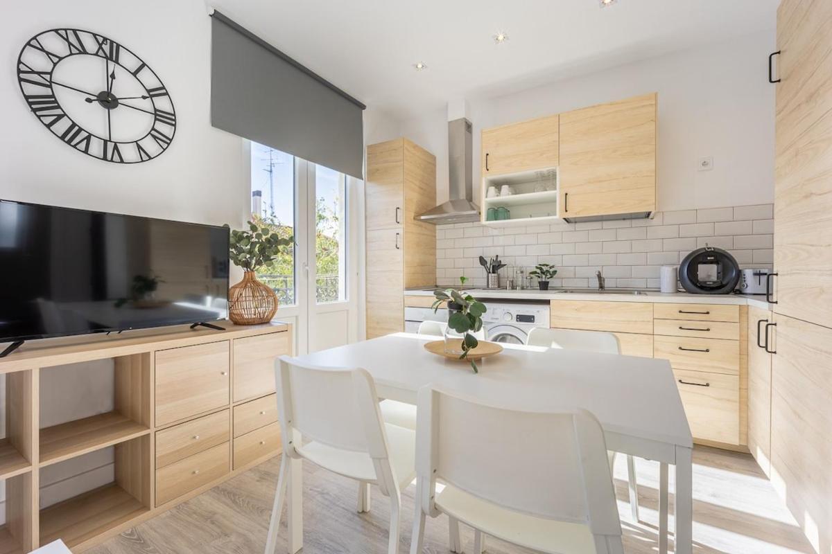 Apartamento Con Vistas En Lavapies Lägenhet Madrid Exteriör bild